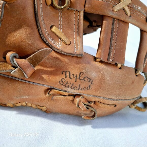 Wilson George Brett Pro-Lock Web Baseball Glove A 2250 - Picture 3 of 9